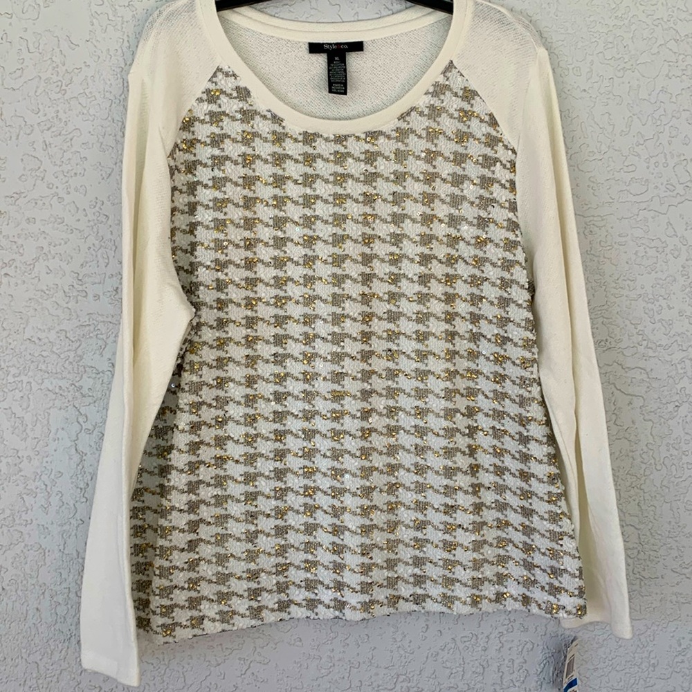 Style & co festive long sleeves lightweight sweater